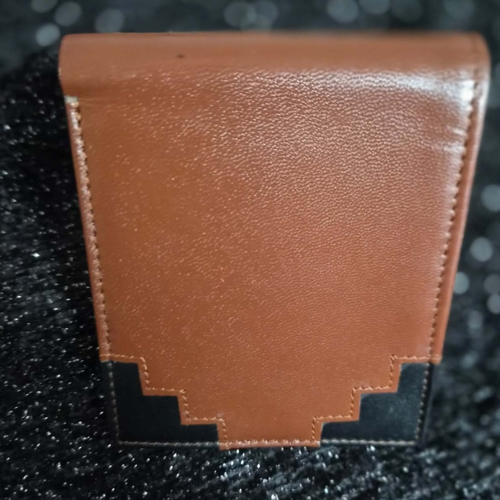 💃STYLISH💃 FINE ITALIAN LEATHER ~ ART DECO/WESTERN DESIGN WALLET 💥UNISEX💥